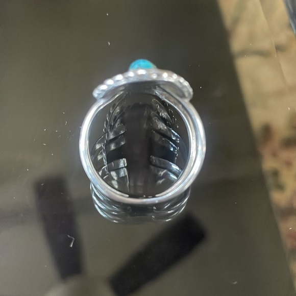 Turquoise Silver Ring - Picture 3 of 5